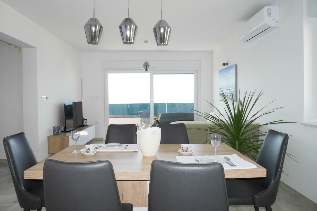 Luxury Apartments Beach Jesenice (Split-Dalmatia) Exterior foto